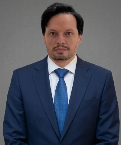 Ali Morakabi — Brokerage Advisor